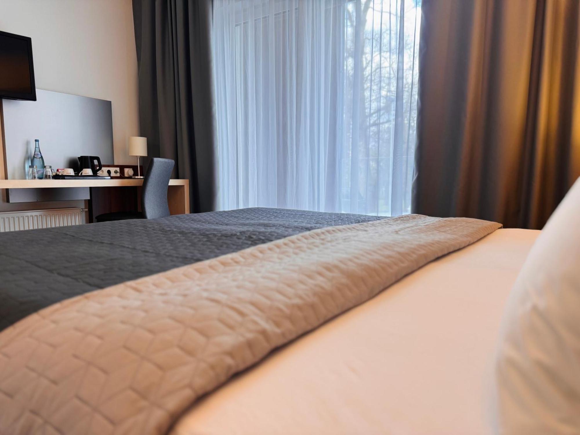 Hotel Spirodom Admont Bagian luar foto